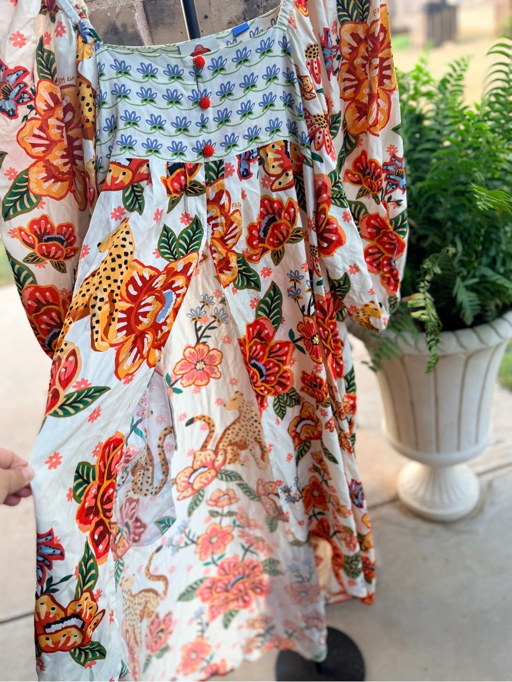 Farm Rio x Anthropologie Extreme Collar Blouse Duster size XL - Picture 5 of 13
